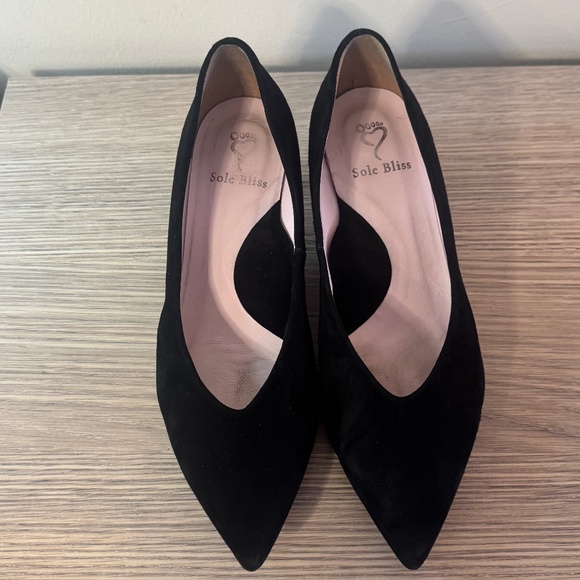 Sole Bliss Shoes - Sole Bliss Kitty: BLACK SUEDE